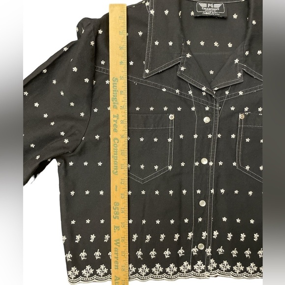 Vintage, PG Collections Ginger Bort, Black Jean Jacket,White Embroidered Flowers - Picture 7 of 7